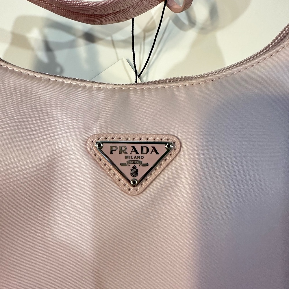 Prada Light Pink Re-Edition Nylon Shoulder Bag NEW - Picture 6 of 10
